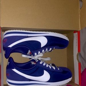 Nike Cortez Los Angeles Tennis Shoes